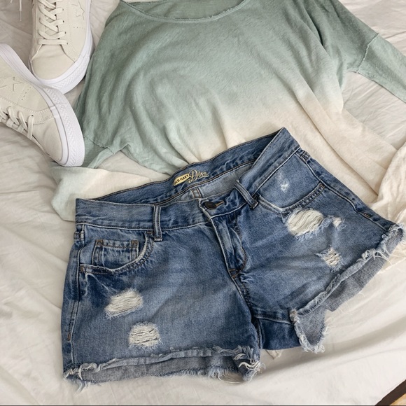 Old Navy Pants - Size 0 old navy denim shorts